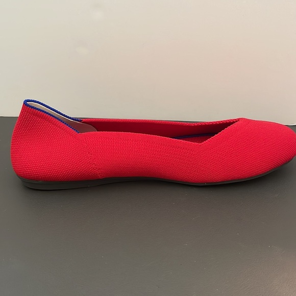 Red, Round Toe Rothy's Flats - Picture 7 of 14